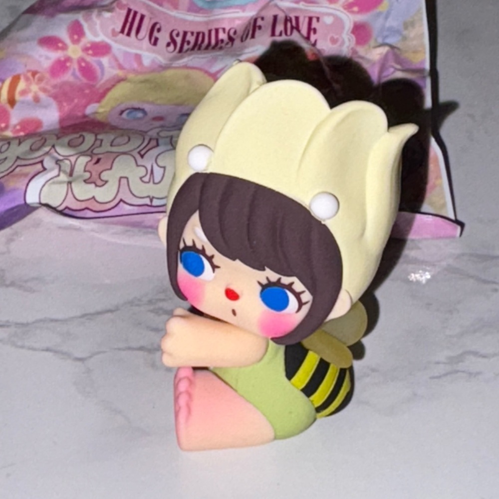 Hug Series Of Love CONFIRMED Yellow Flower Fairy Figurine